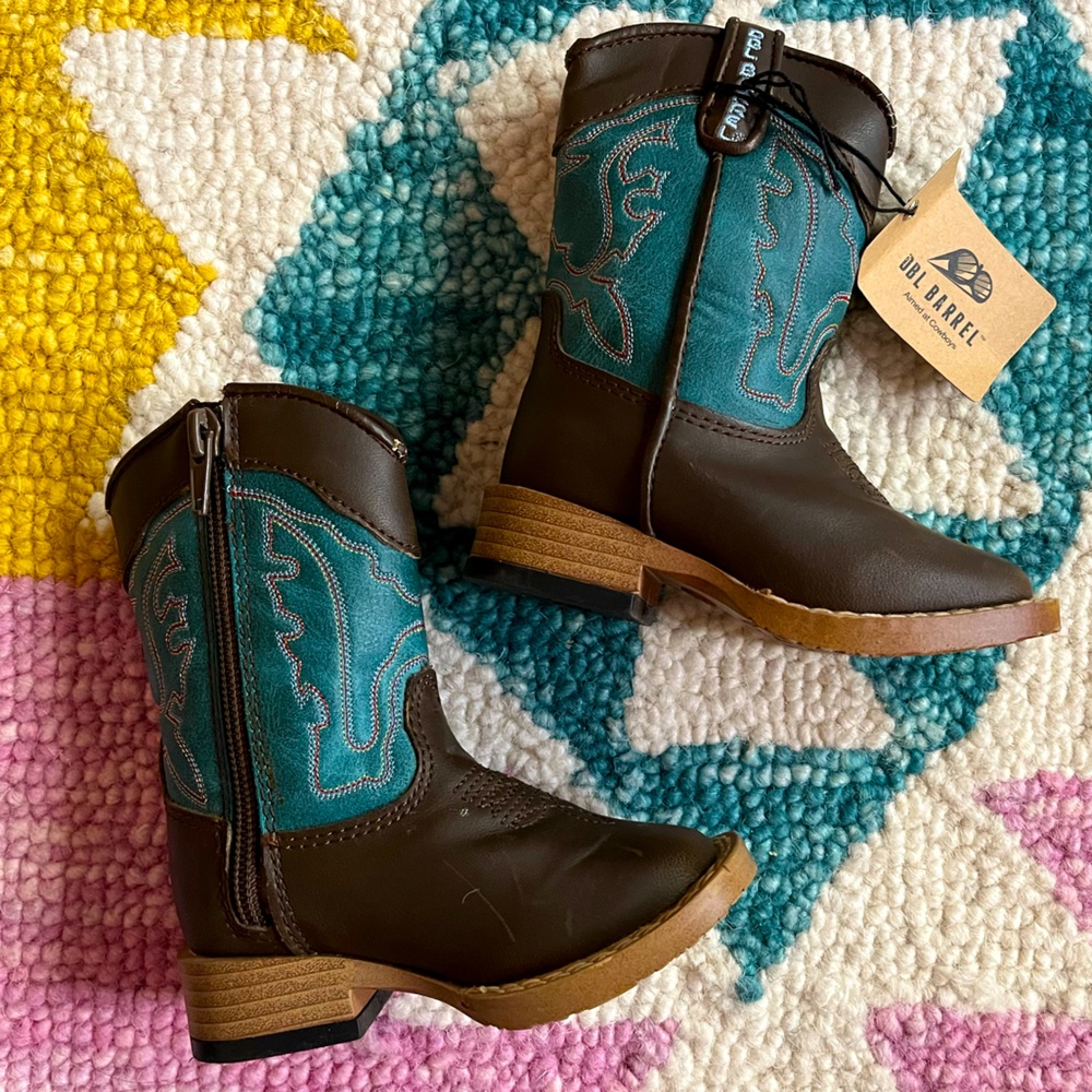 NWT- M&F Western Products- tiny cowboy boots